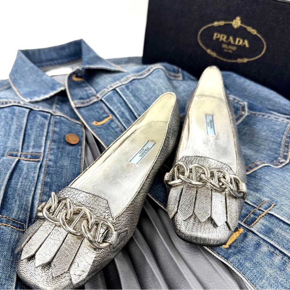 Prada Leather Chain-Link Accents Ballet Flats Women's Size: 6.5 - Picture 16 of 16